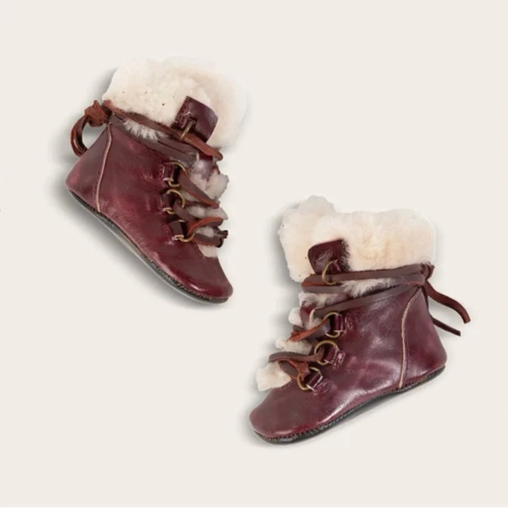 Freebird Baby Norway Booties Size 0 (0-3 months) Wine - So Sweet - NEW